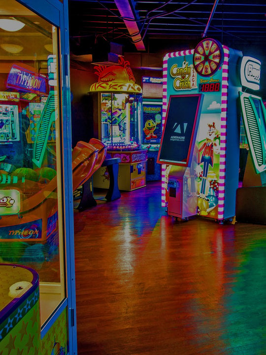 arcade at Woodland Hills