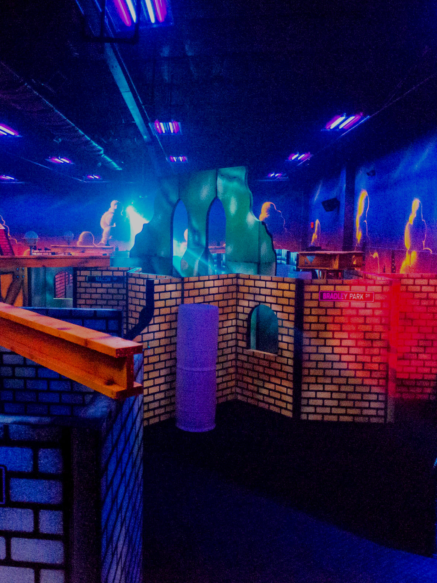 Bowling Alley, Sports Bar & Lounge in Miami Bowlero