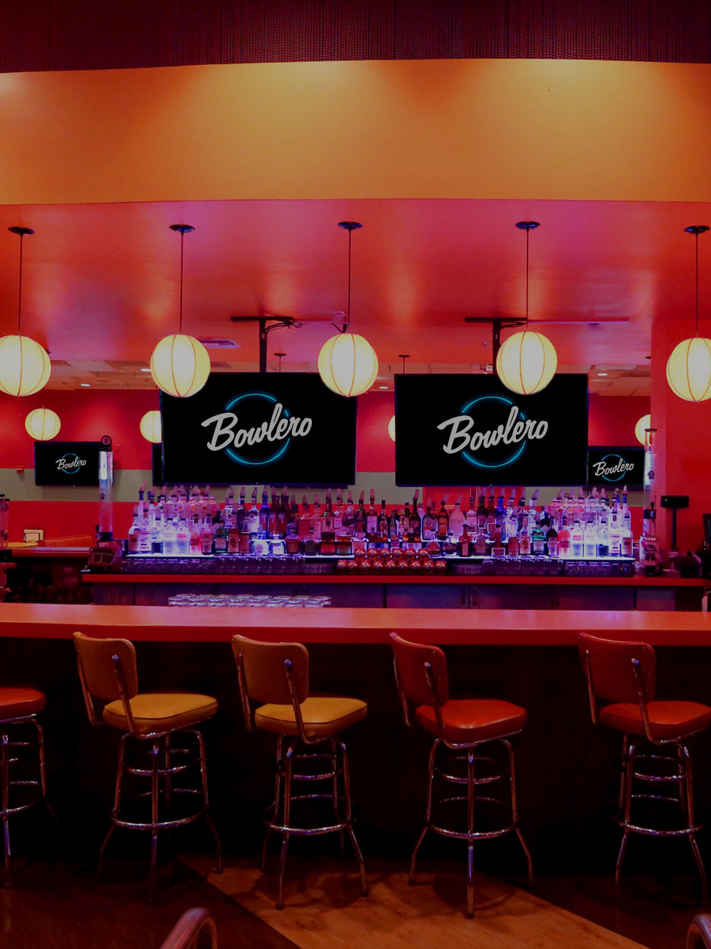 Bowling Alley, Sports Bar & Lounge in Miami Bowlero