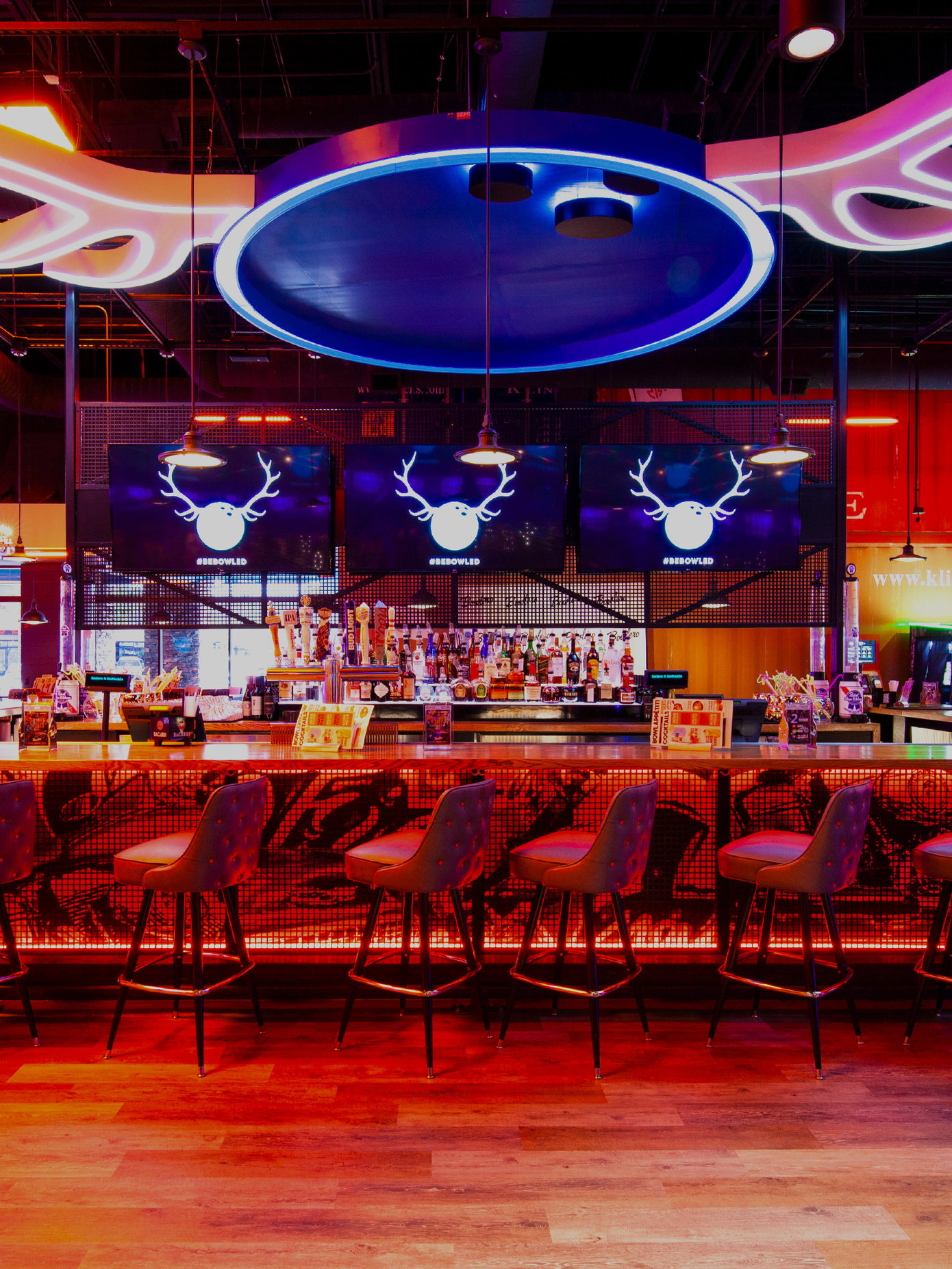 Bowling Alley & Party Venue in Arcadia Bowlero