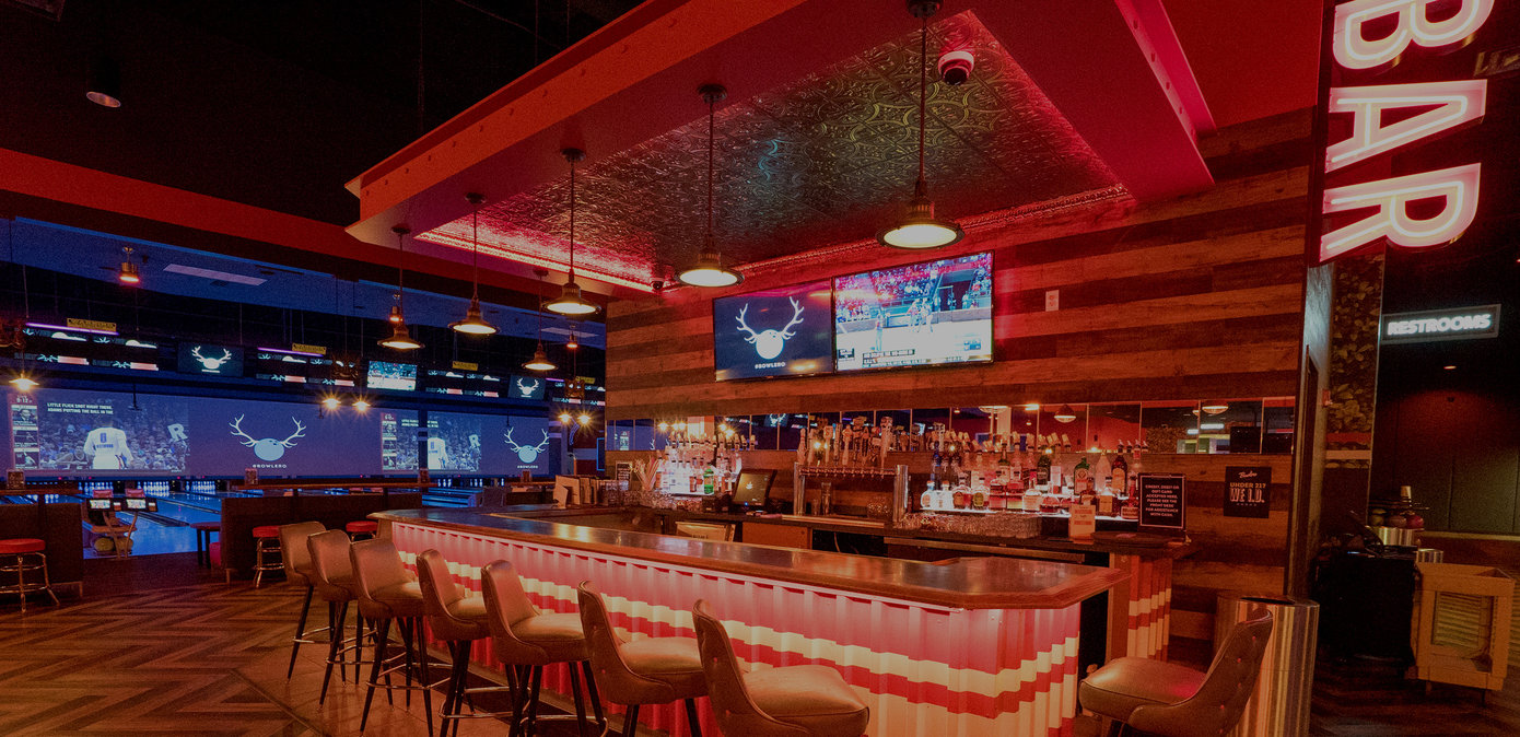 Bowling Alley with OnSite Pro Shop in Romeoville Bowlero