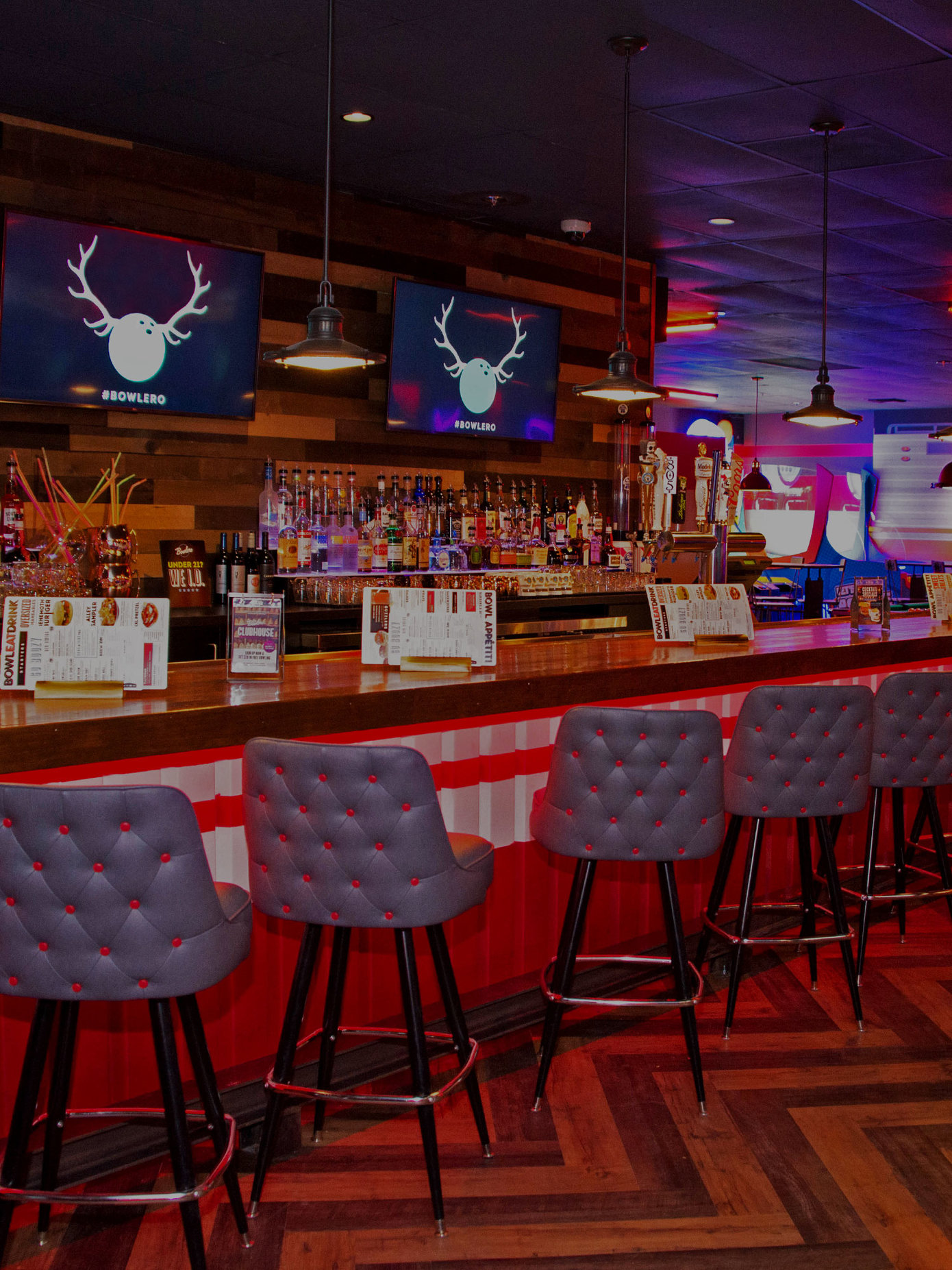 Bowling, Party Venue and Sports Bar in San Marcos Bowlero