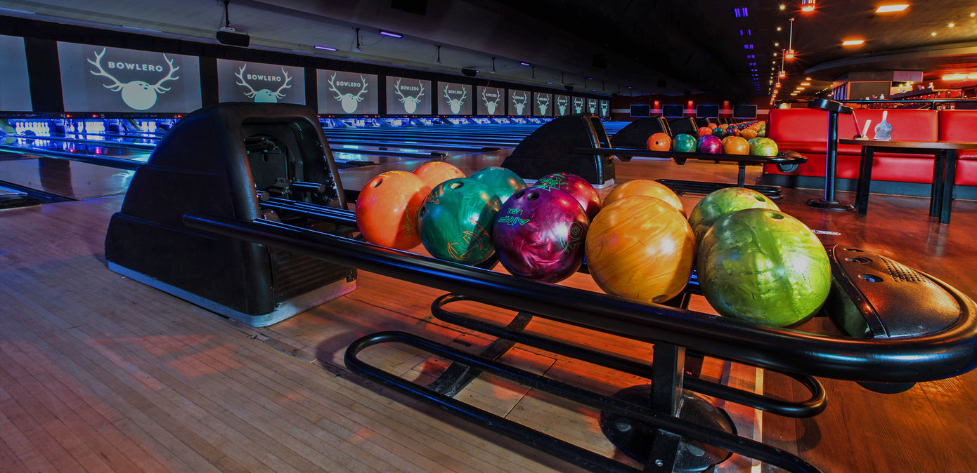 Bowling Alley & Entertainment in Torrance Bowlero
