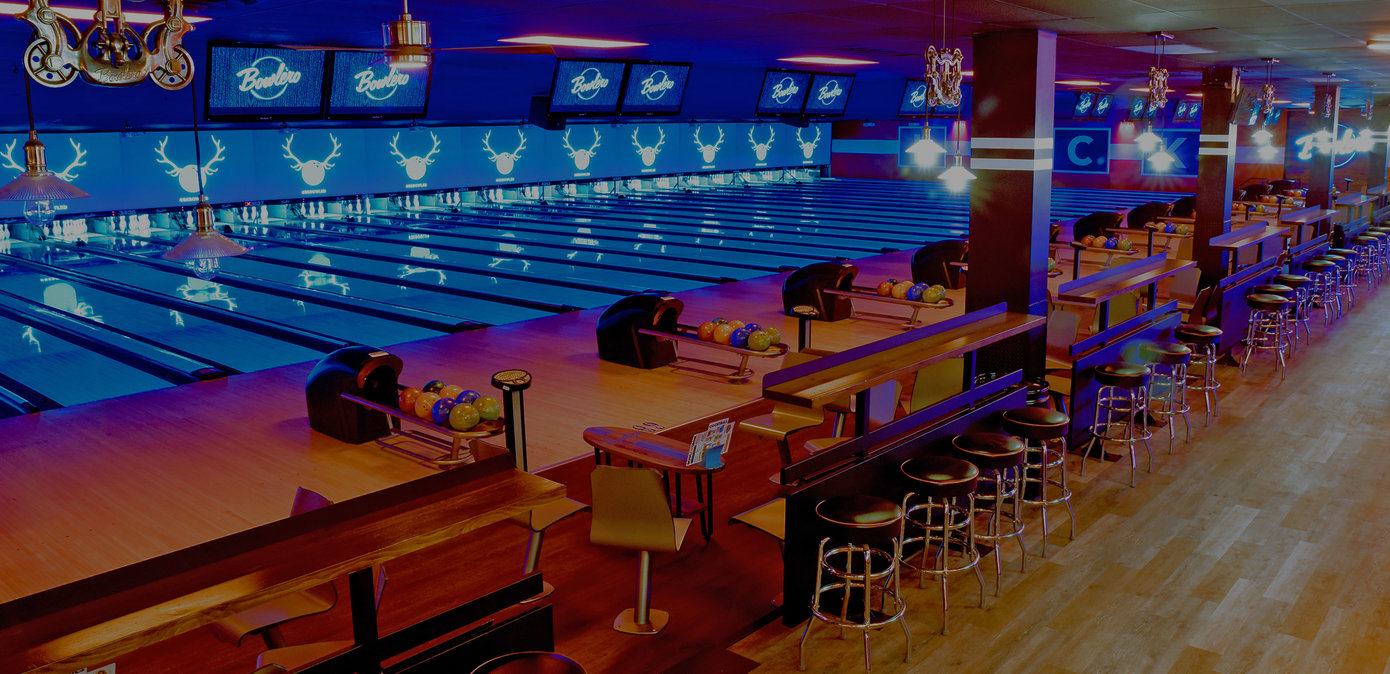 Bowling Alley & Party Venue in Wilmington Bowlero
